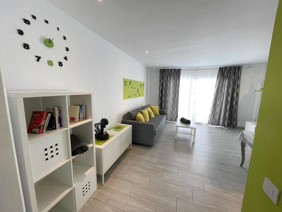 Pistachio Apartment 323 - Lanzarote Apartment Costa Teguise Extérieur photo