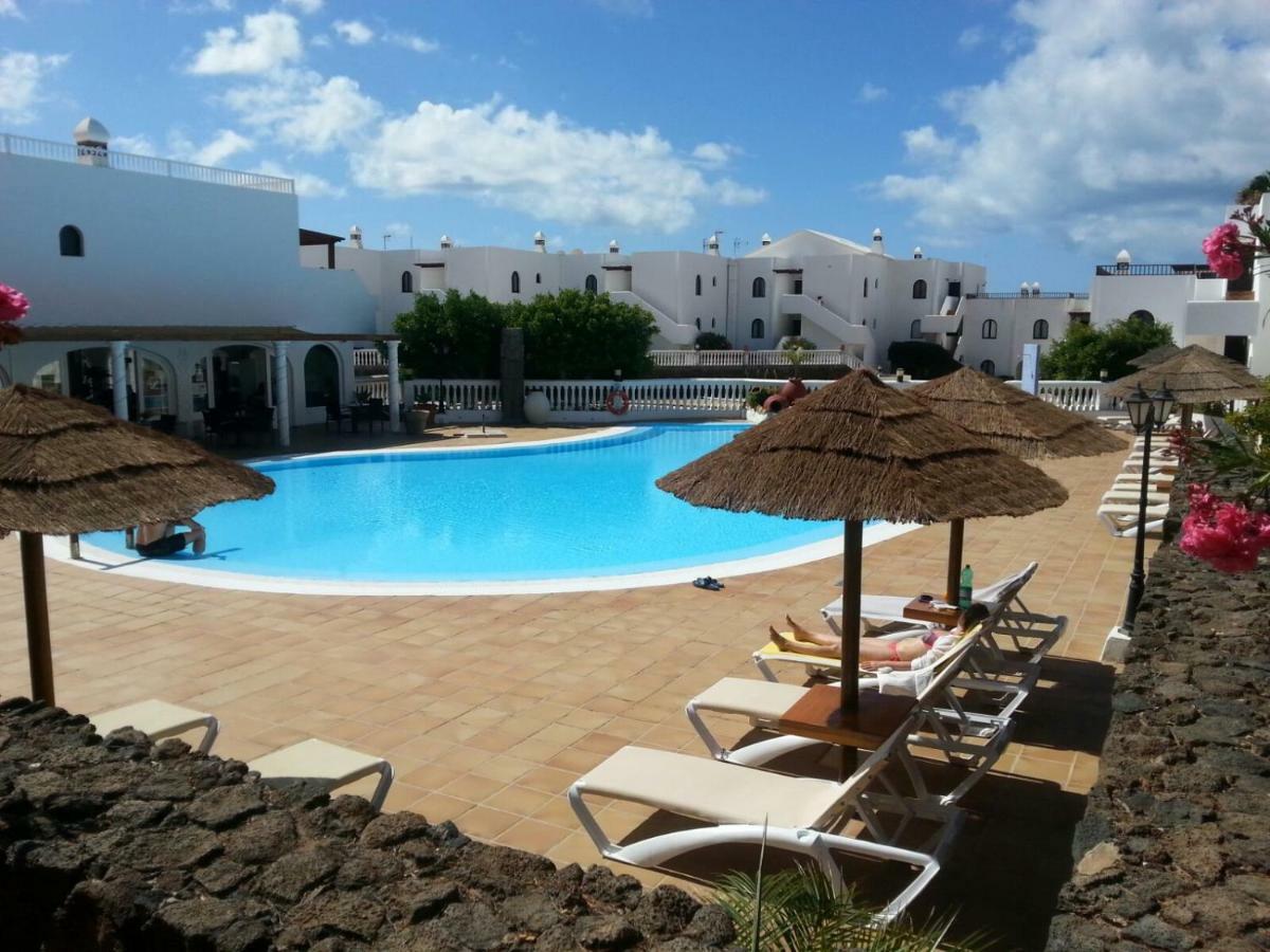 Pistachio Apartment 323 - Lanzarote Apartment Costa Teguise Extérieur photo